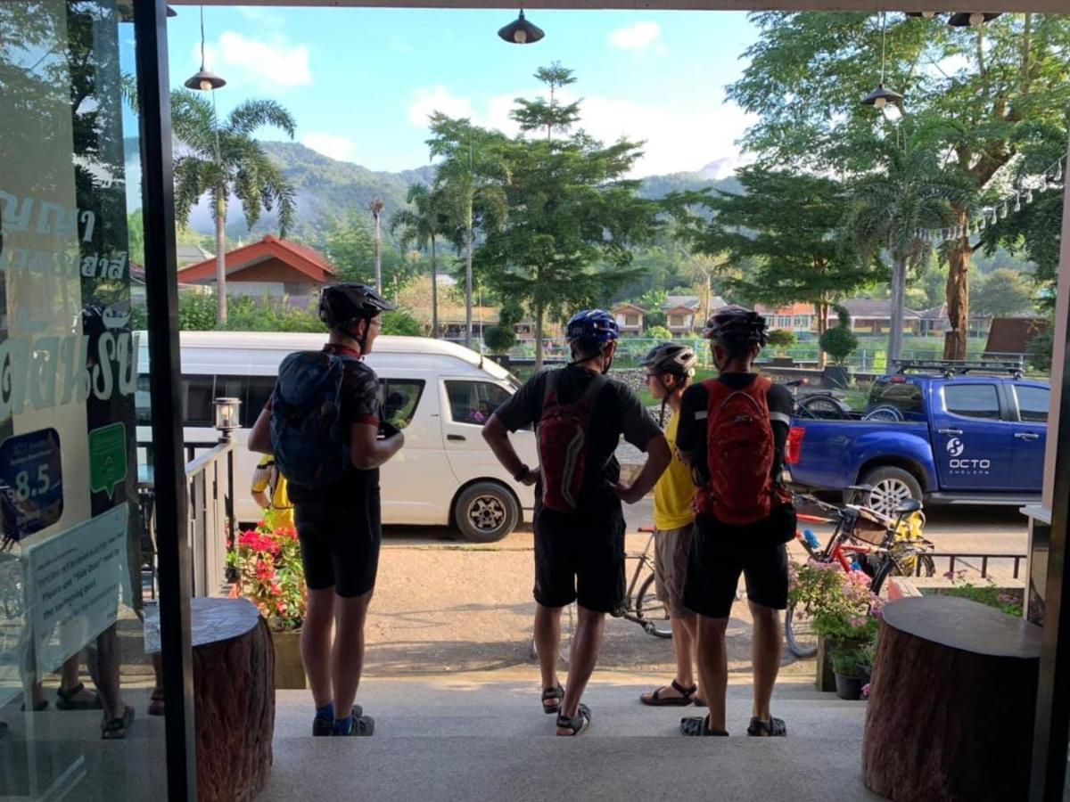 Saranya River House สรัญญาริเวอร์เฮาส์ Mae Ai Eksteriør billede